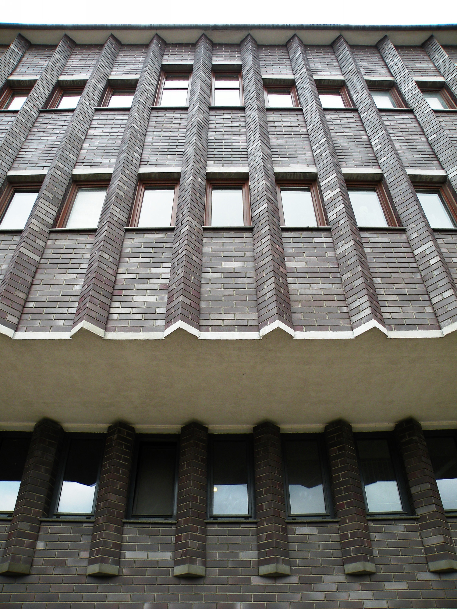 Zdjęcie architektury budynku Budynek mieszkalno-usługowy